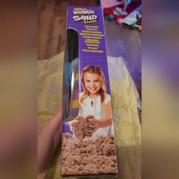 Spin Master Kinetic Sand Scents Bake Shop Patisserie NWT - Picture 4 of 8